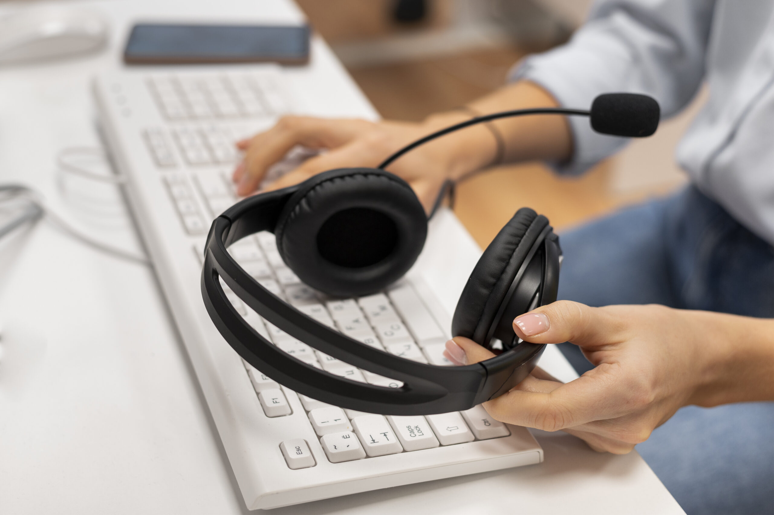 Alugar computadores é a solução flexível e econômica para sua empresa / UpNetWorking