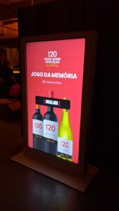 Soluções tecnológicas para eventos corporativos com experiências interativas, credenciamento digital, comunicação visual e inovação para feiras empresariais em São Paulo SP